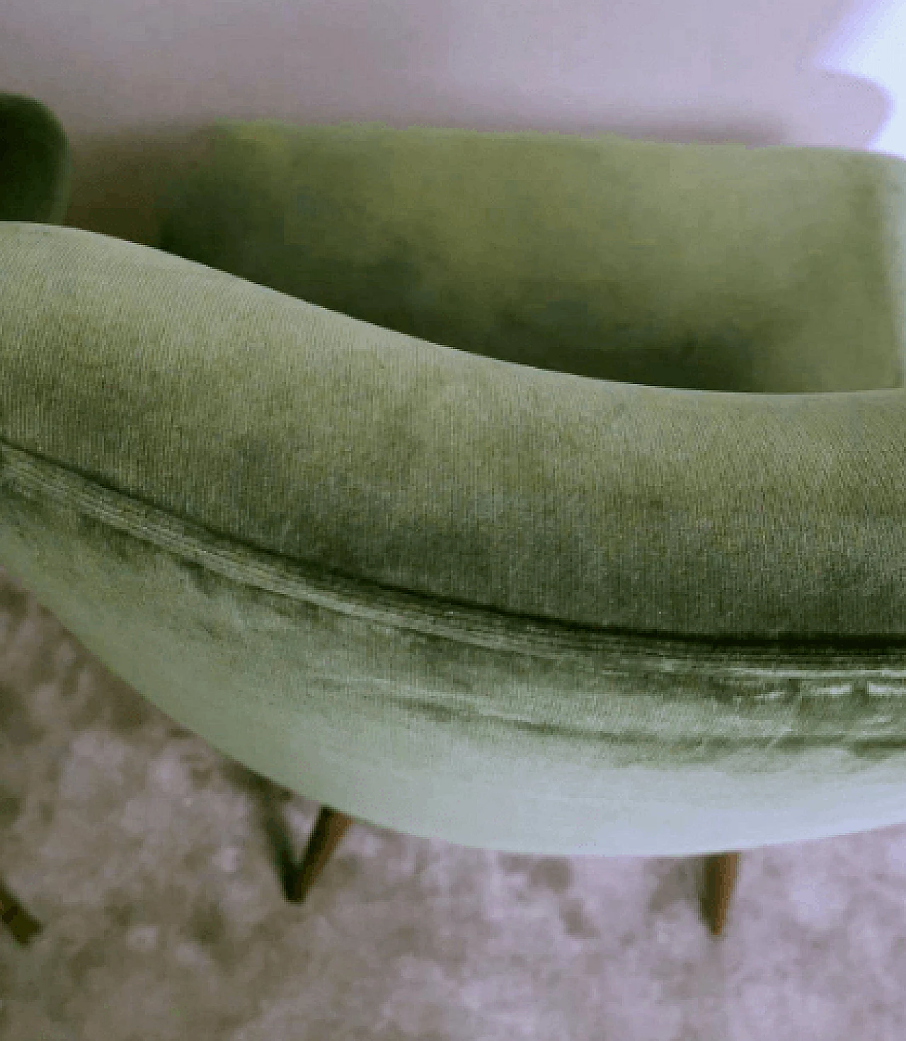 Pair of green velvet chairs in the style of Guglielmo Ulrich, 1950s 13
