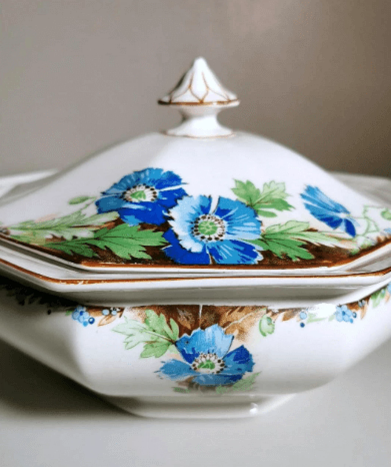 Pair of painted ceramic tureens by Arthur J. Wilkinson, 1940s 12