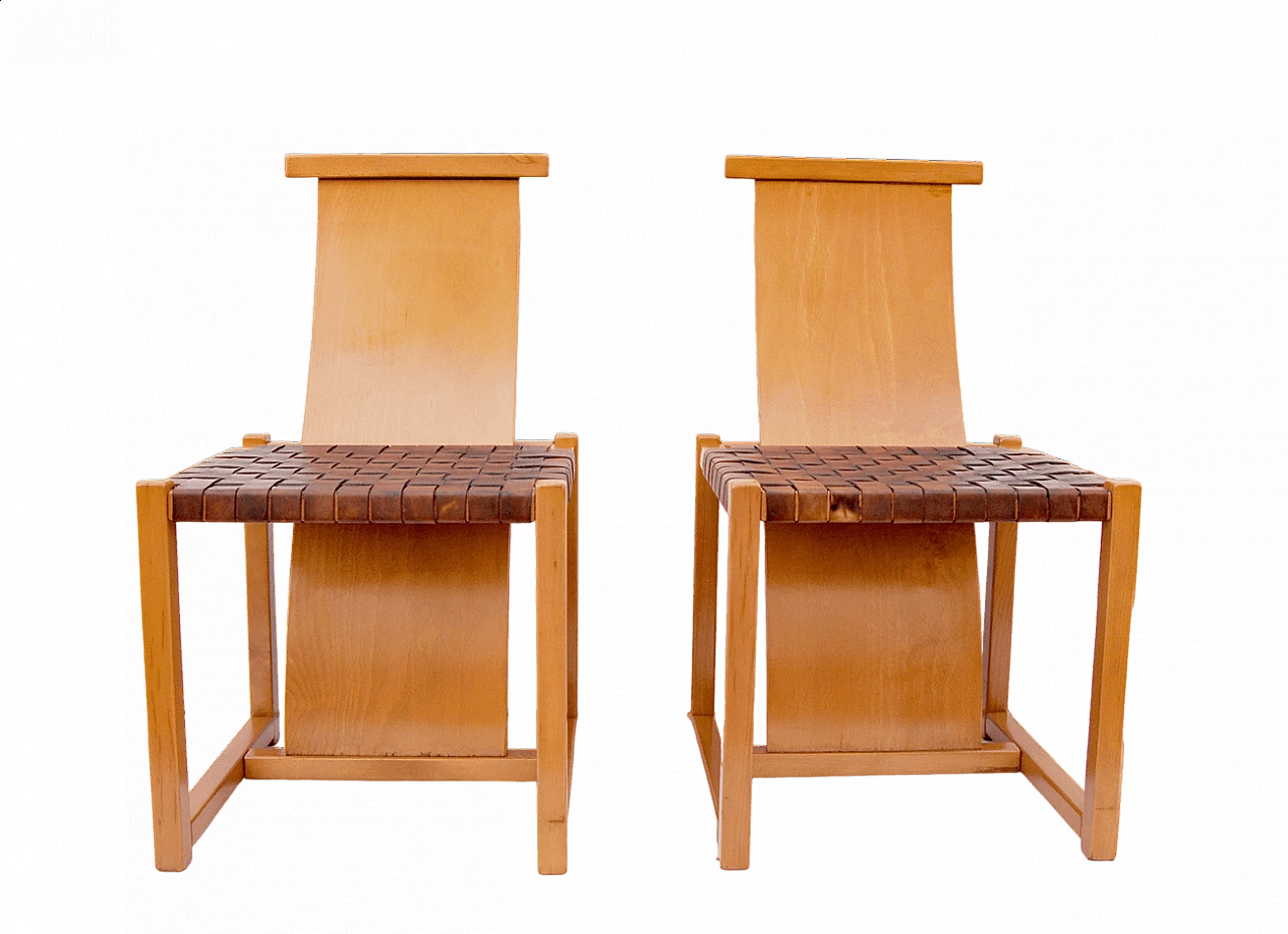 Coppia di sedie in faggio con schienale a esse di Alvar Aalto, anni '50 7