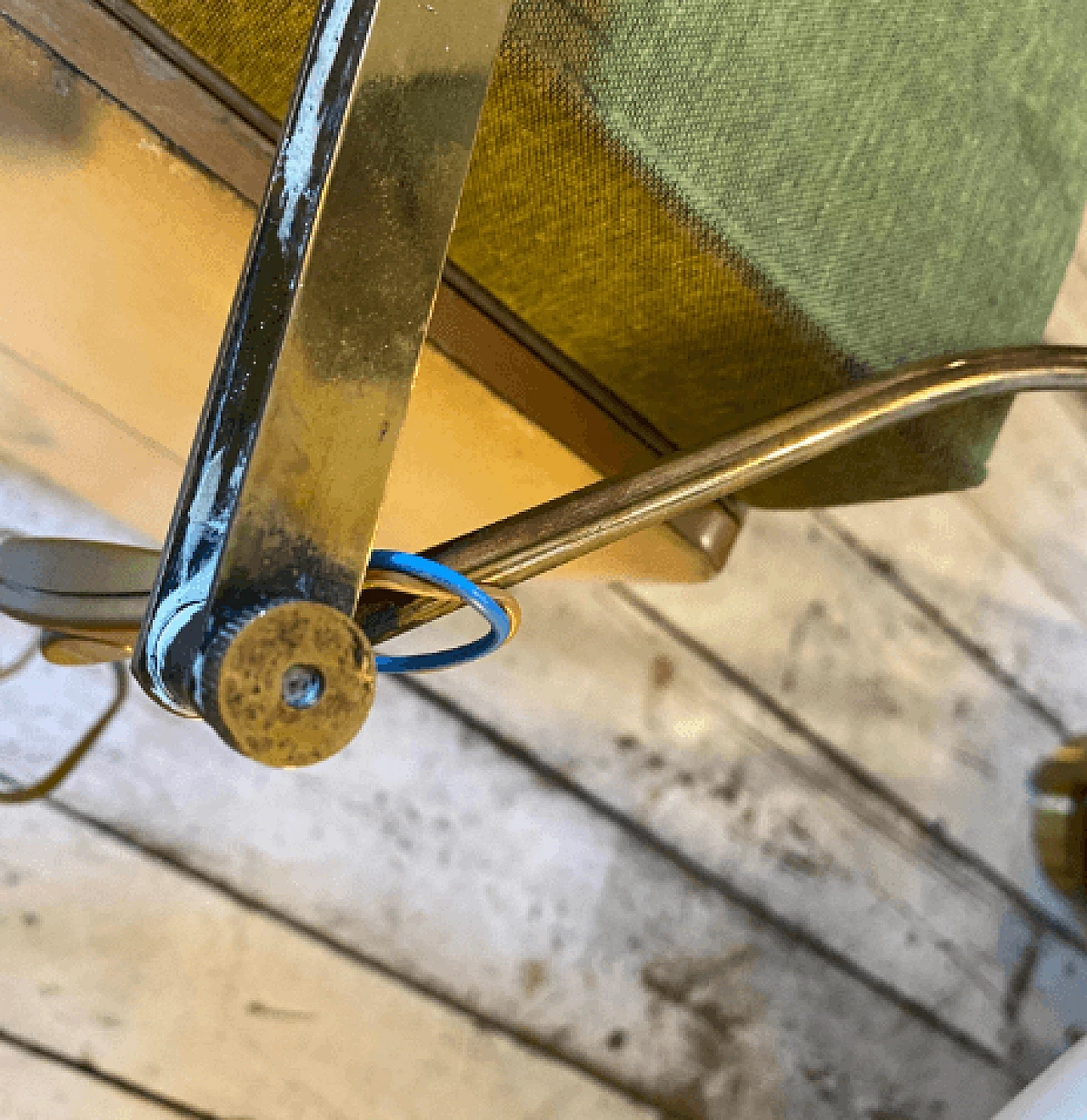 Lampada a forbice in ottone e alluminio nello stile di Stilnovo, anni '60 11