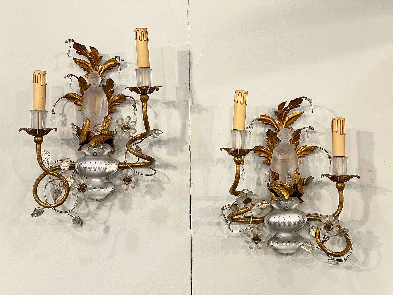 Pair of forged and gilded iron wall sconces by Maison Bagues, 1960s 1