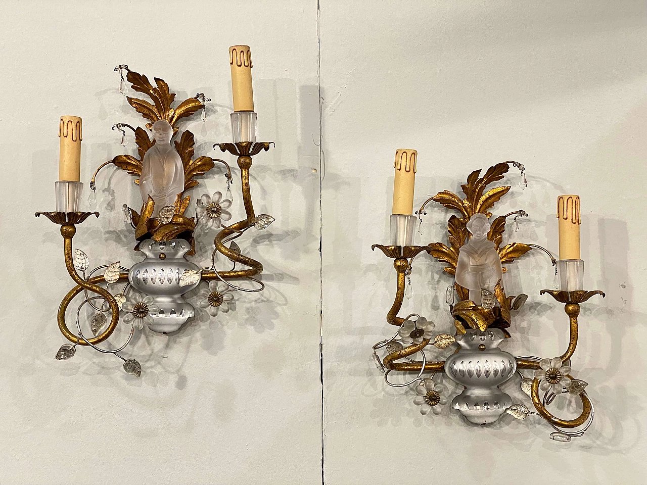 Pair of forged and gilded iron wall sconces by Maison Bagues, 1960s 2