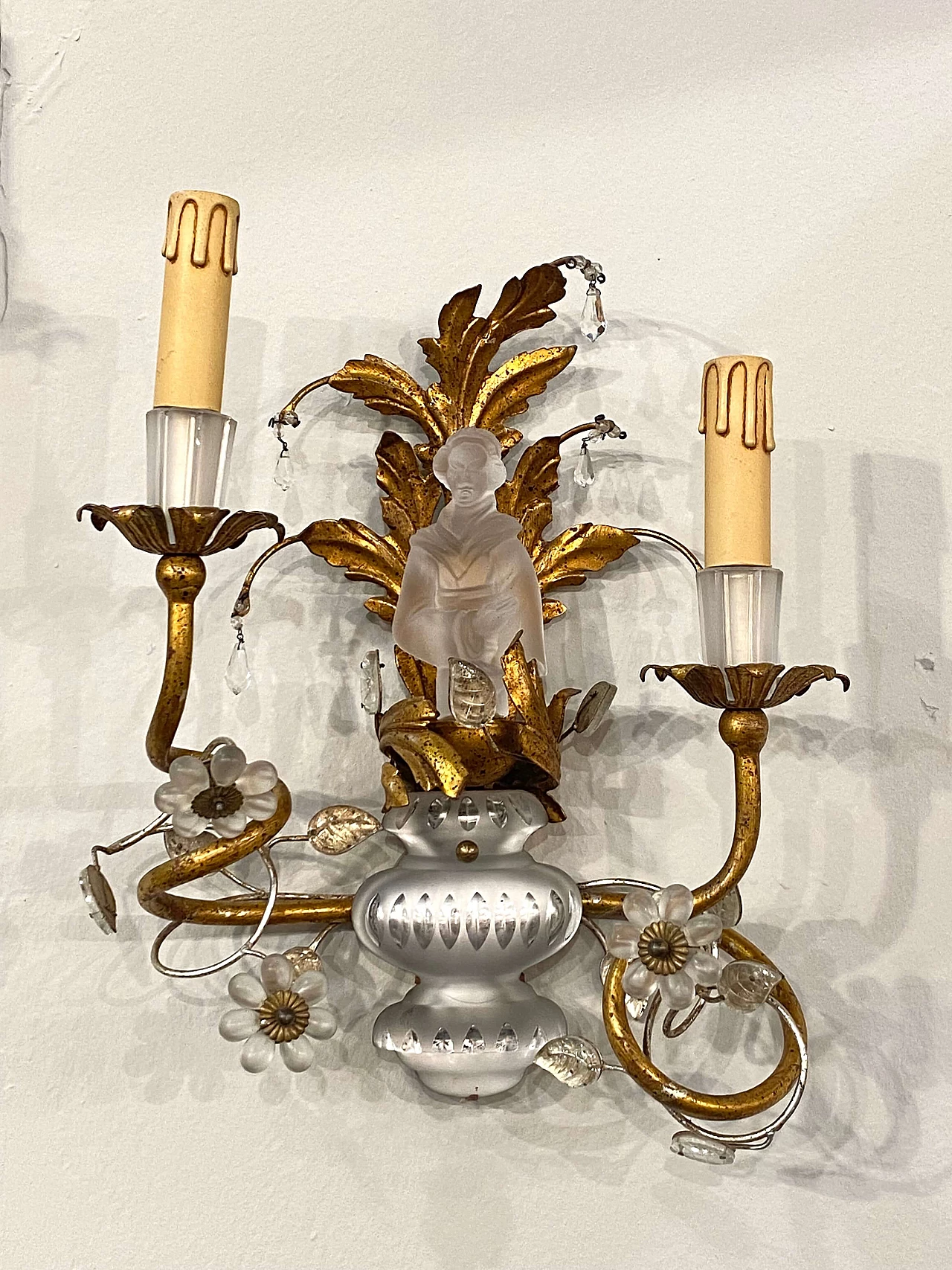 Pair of forged and gilded iron wall sconces by Maison Bagues, 1960s 3
