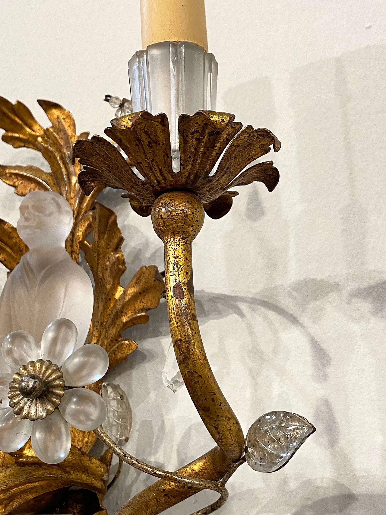 Pair of forged and gilded iron wall sconces by Maison Bagues, 1960s 8