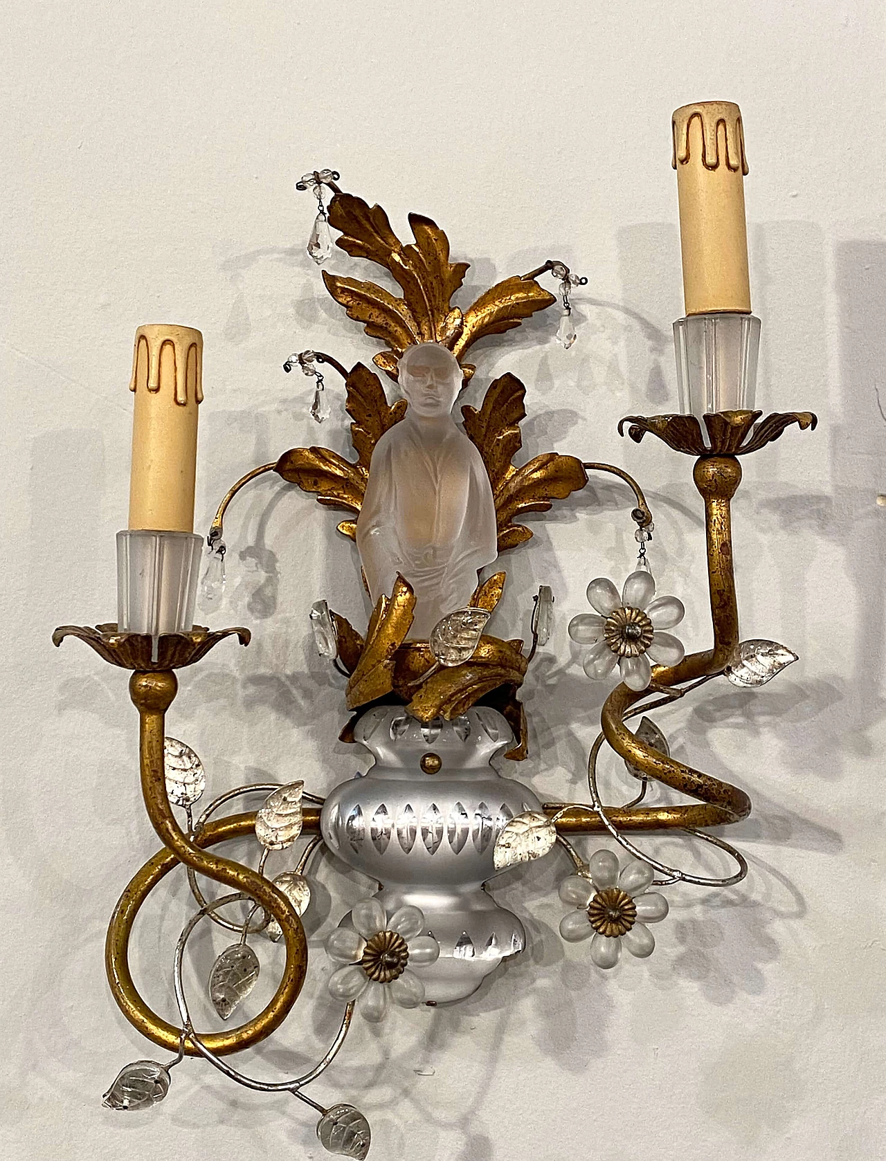 Pair of forged and gilded iron wall sconces by Maison Bagues, 1960s 9