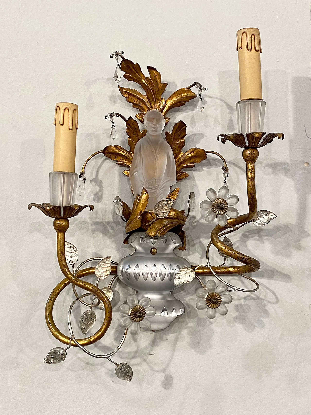 Pair of forged and gilded iron wall sconces by Maison Bagues, 1960s 16