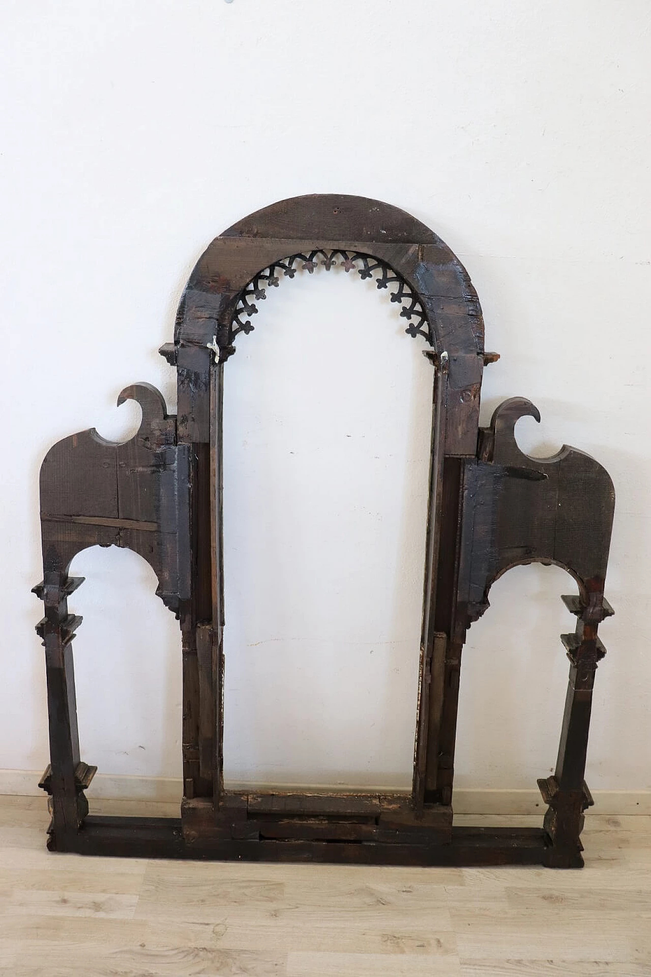 Antique three-arched hand-carved wooden frame, mid-18th century 11