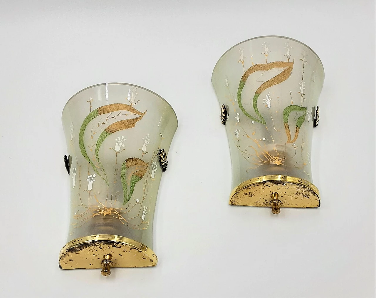 Pair of Art Nouveau hand-decorated glass wall sconces, 1910s 4