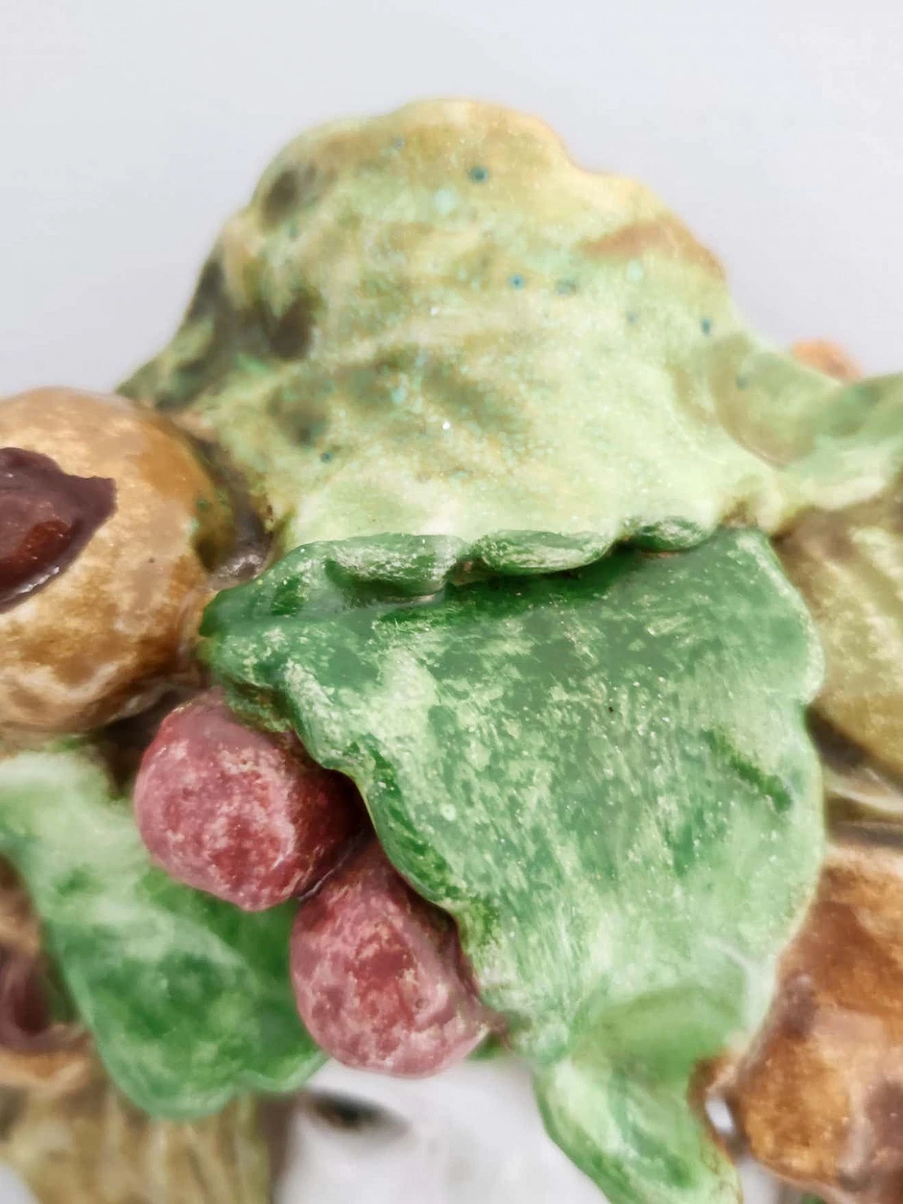 Maschera da commedia in terracotta attribuibile a Eugenio Pattarino, anni '60 3