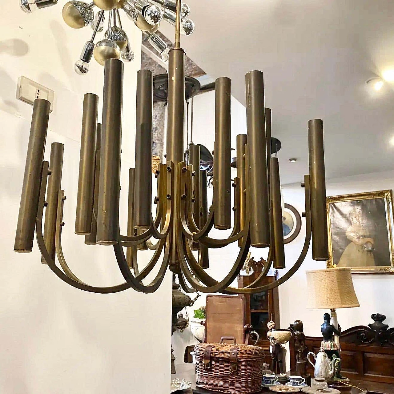 Brass chandelier by Gaetano Sciolari, 1970s 9