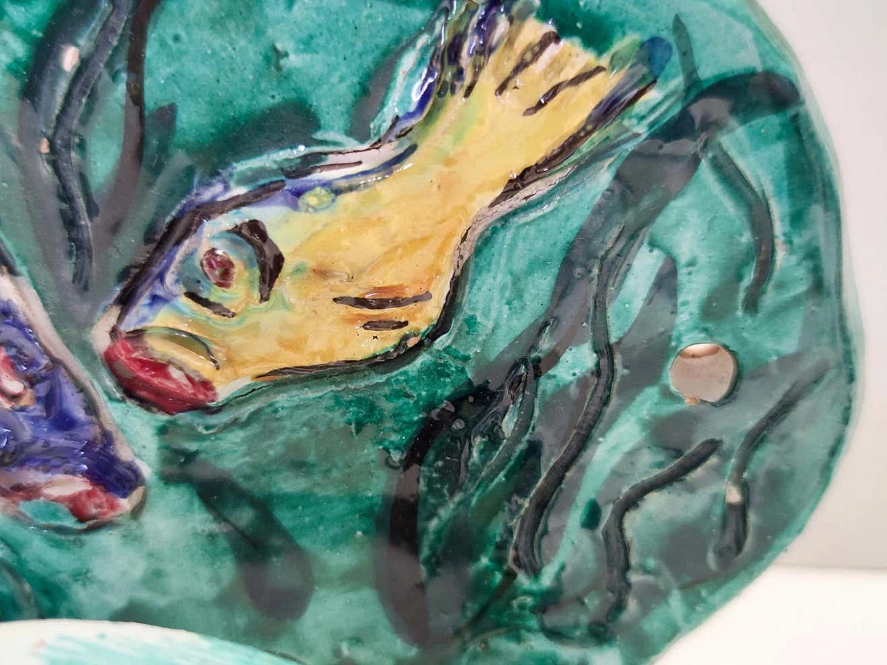 3 Hand-painted ceramic wall hangers, 1950s 5