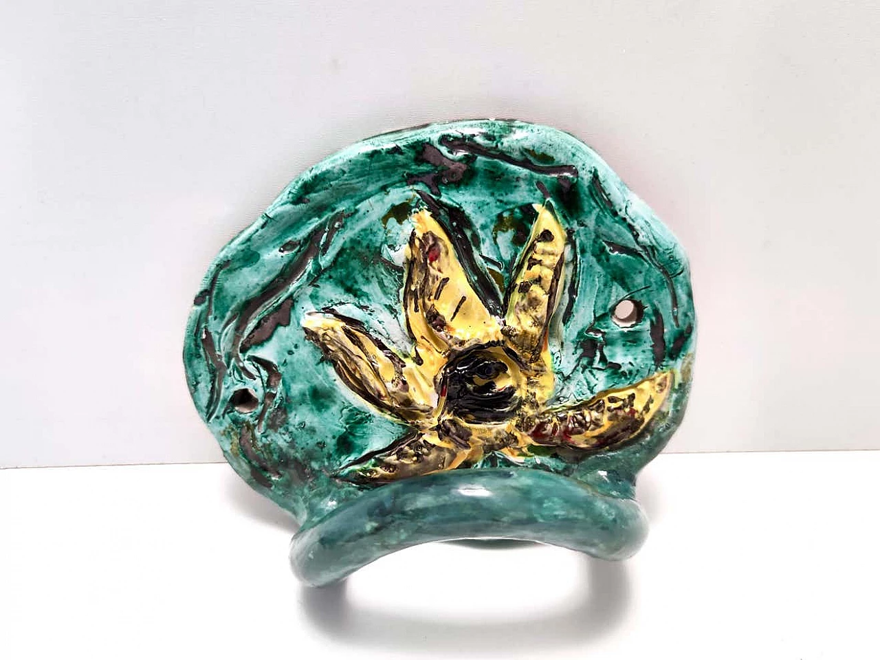 3 Hand-painted ceramic wall hangers, 1950s 10