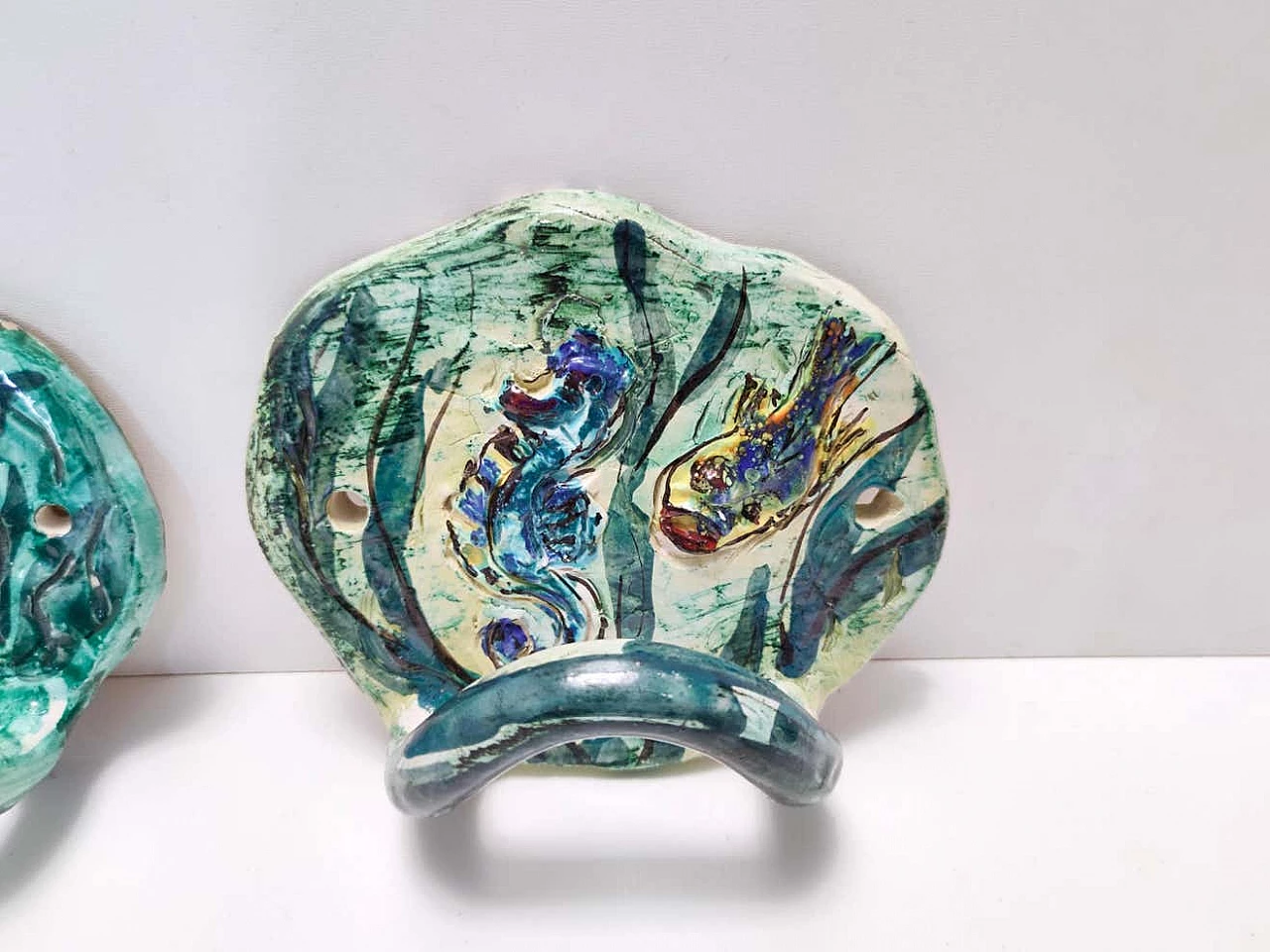 3 Hand-painted ceramic wall hangers, 1950s 15