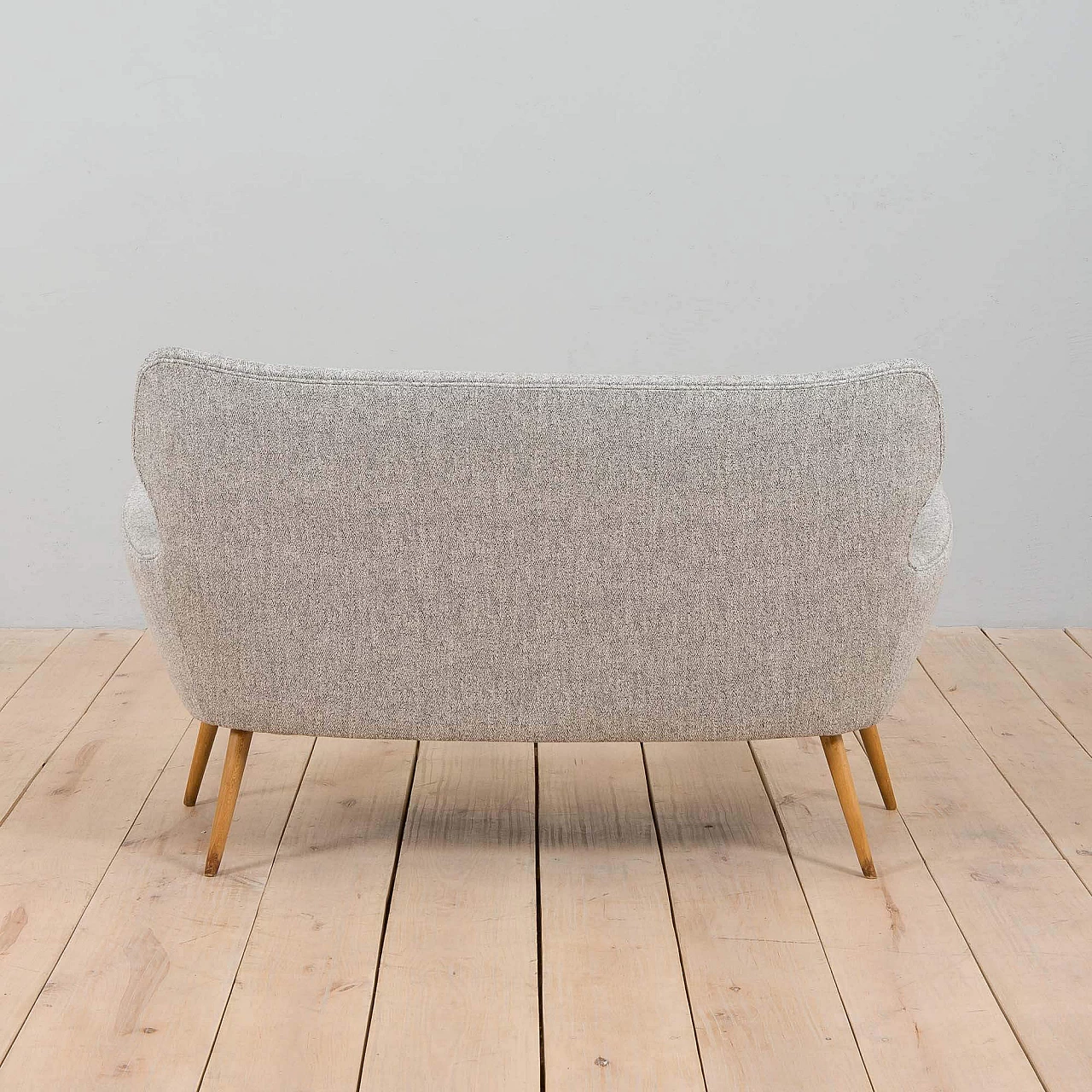 Divano italiano rivestito in stile Gio Ponti, anni '50 9