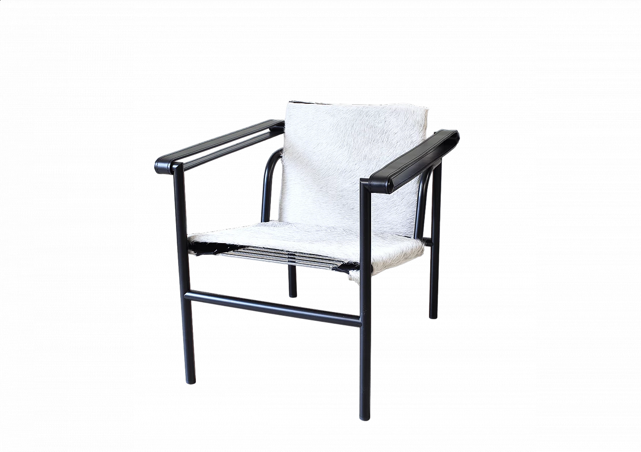 LC1 chair by Le Corbusier and Charlotte Perriand for Cassina 8