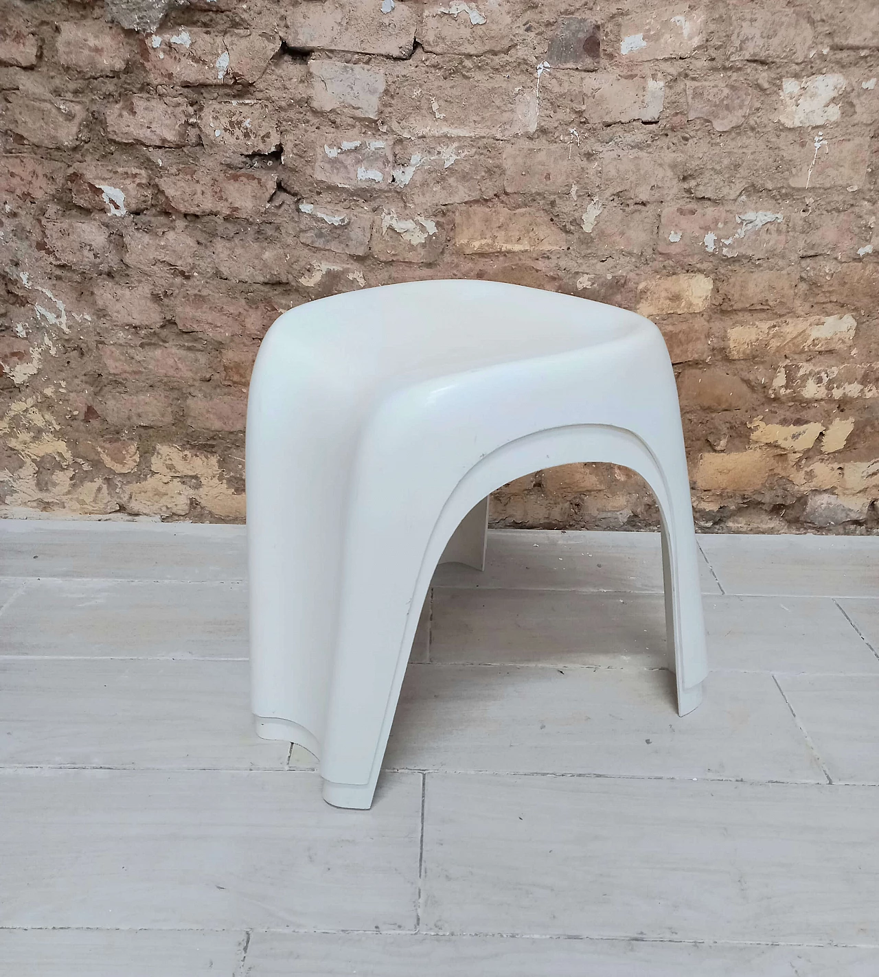 Pair of Stacki stools by Giorgina Castiglioni for Bilumen, 1979 3
