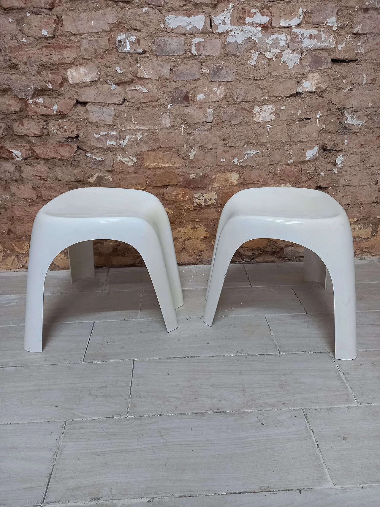 Pair of Stacki stools by Giorgina Castiglioni for Bilumen, 1979 4