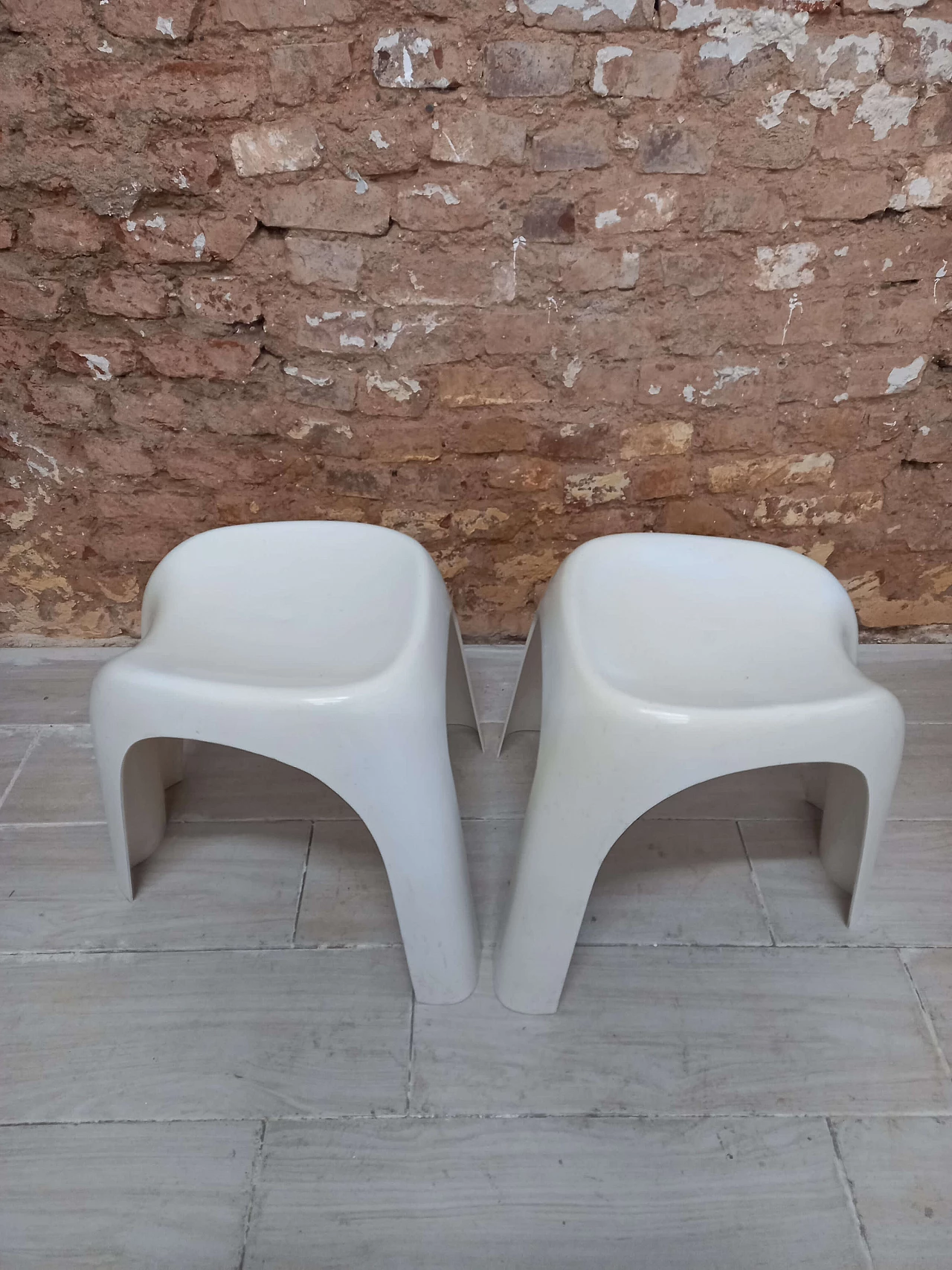 Pair of Stacki stools by Giorgina Castiglioni for Bilumen, 1979 7