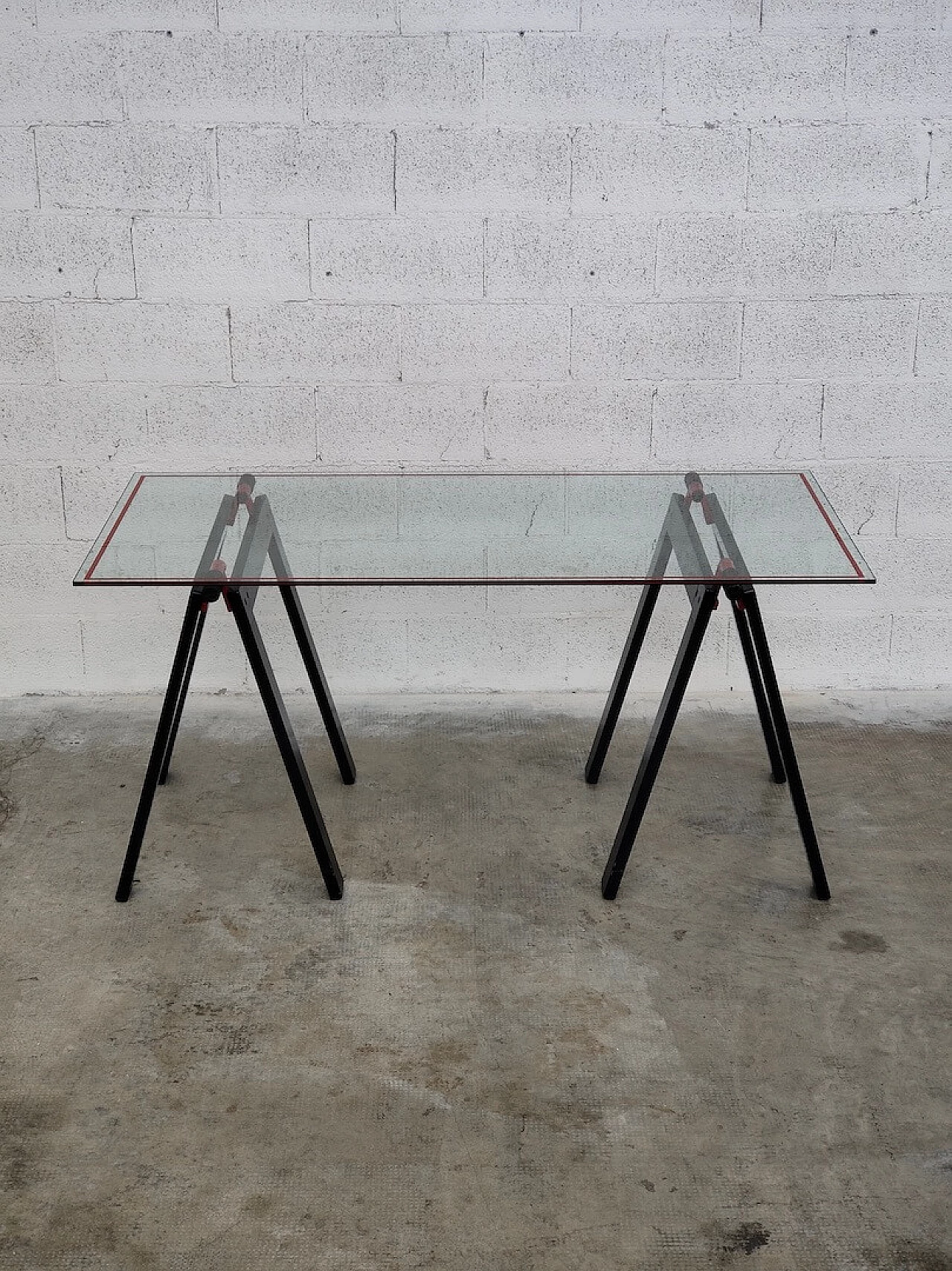 Gaetano table made in glass and metal by Gae Aulenti for Zanotta, 1970s 4