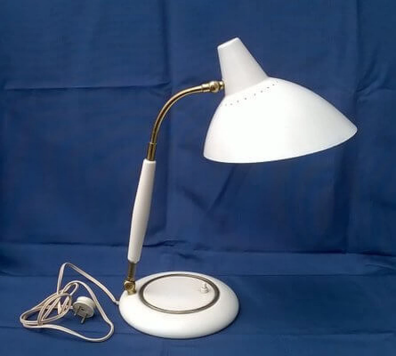 D941 table lamp in aluminium, brass and wood by Stilnovo, 1950s 7