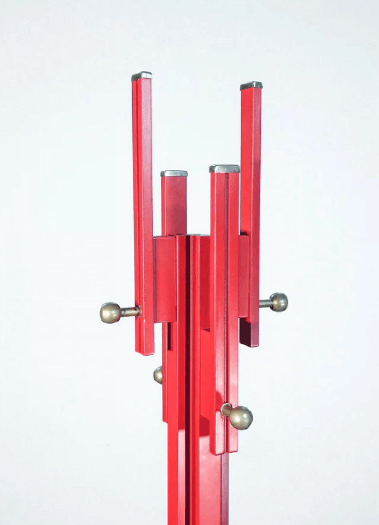 Attaccapanni in legno laccato rosso di Carlo De Carli per Fiarm, anni '60 4
