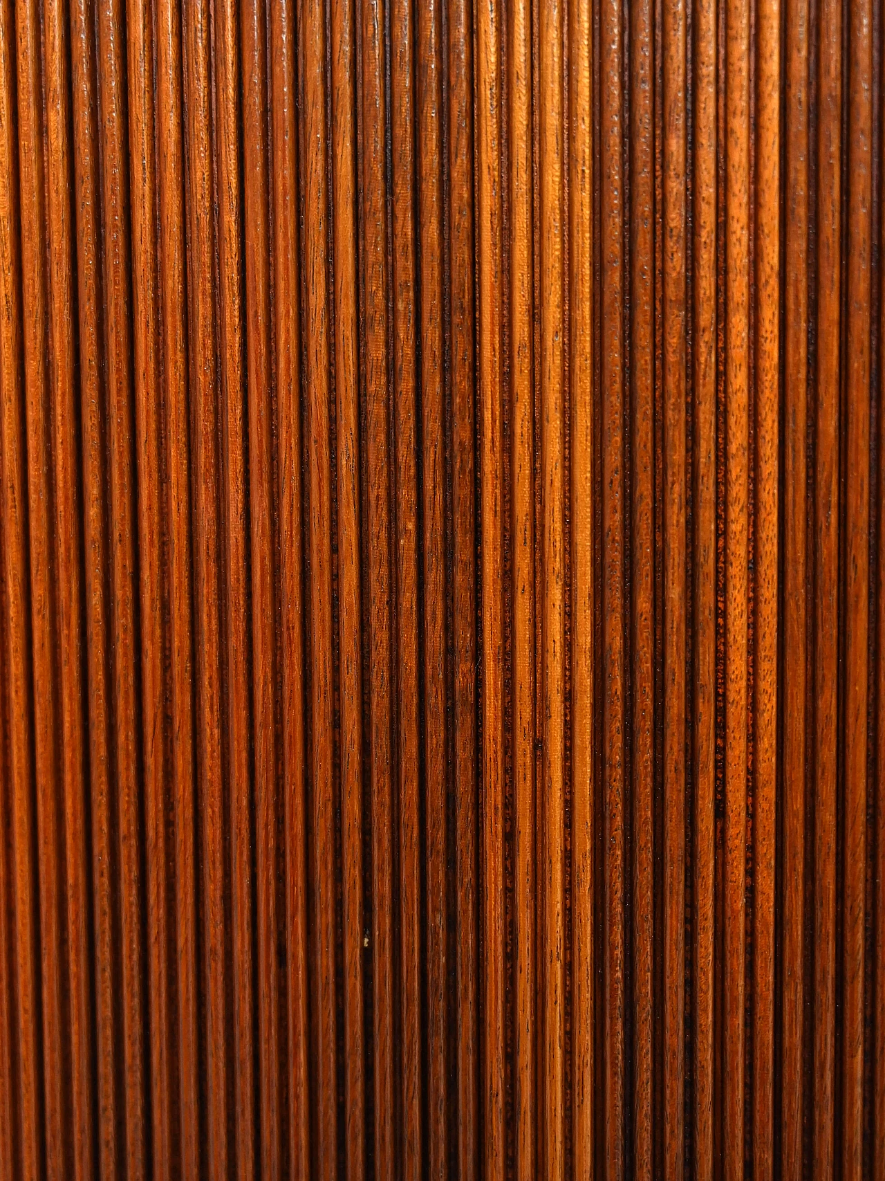 Mobile in teak per giradischi e vinili con ante a scomparsa, anni '50 12