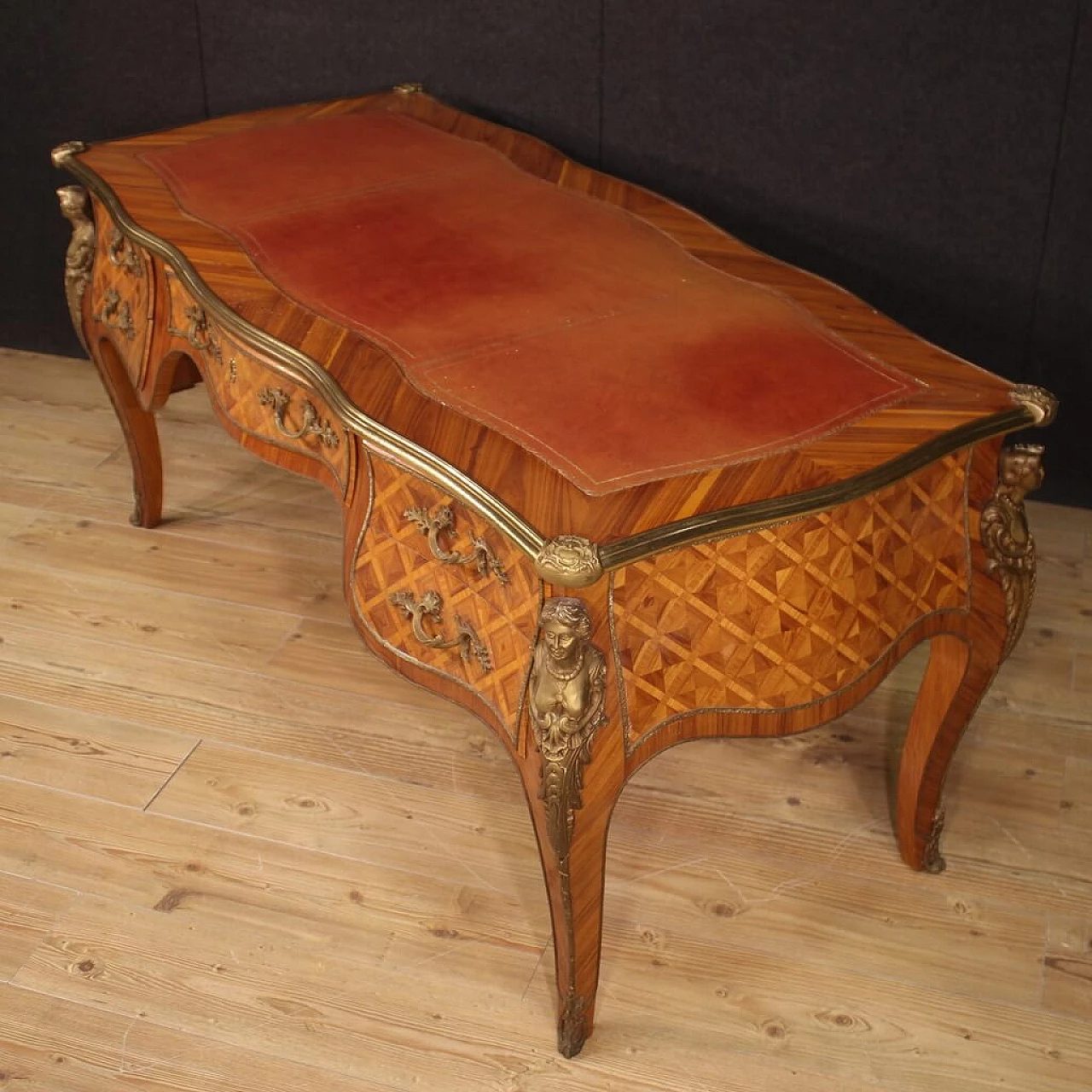Carved wooden desk with bronze and brass decorations in Louis XV style 6