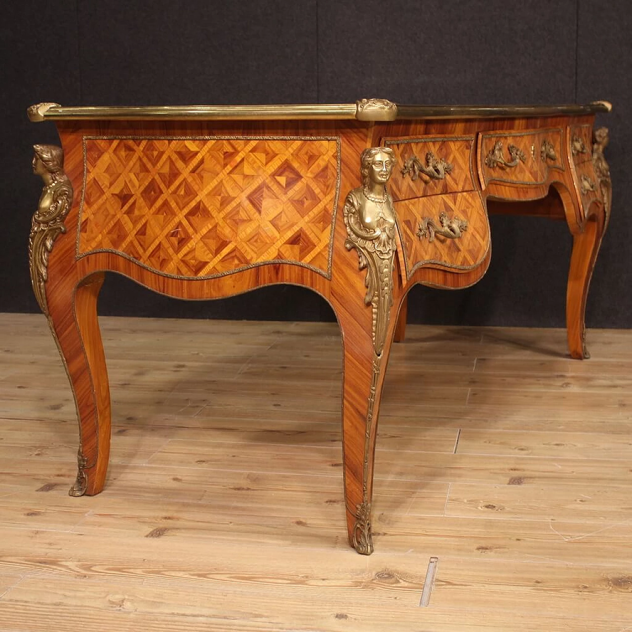 Carved wooden desk with bronze and brass decorations in Louis XV style 8
