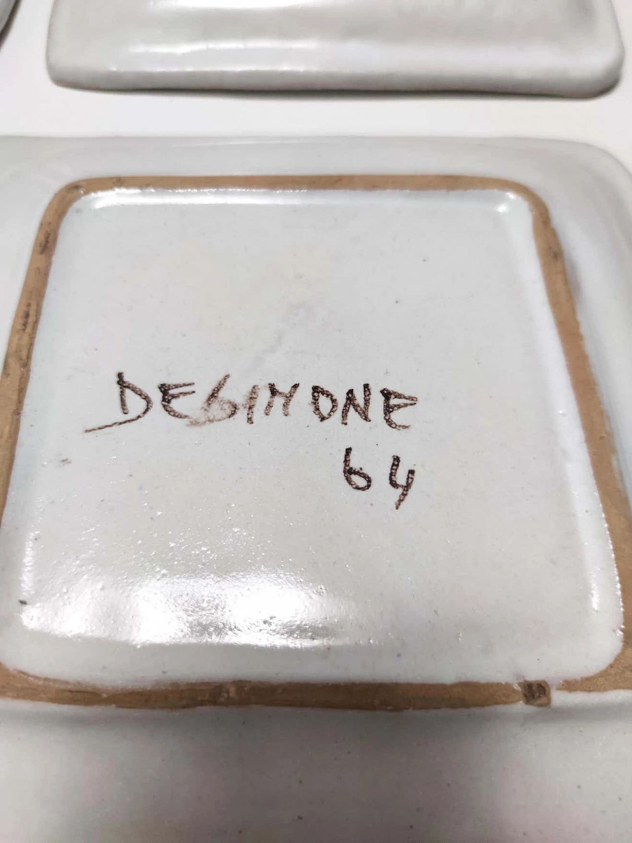 6 Handmade terracotta square plates by De Simone, 1964 3
