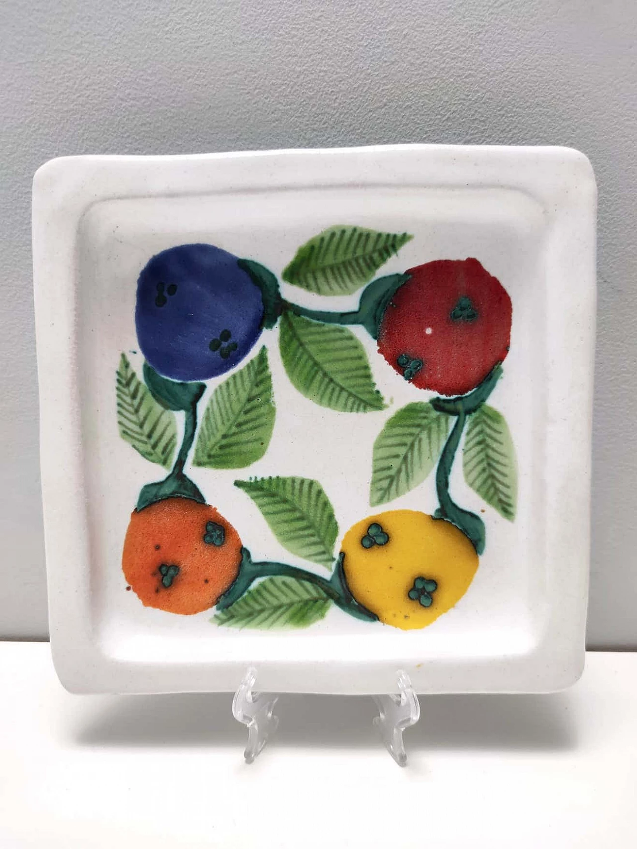 6 Handmade terracotta square plates by De Simone, 1964 7