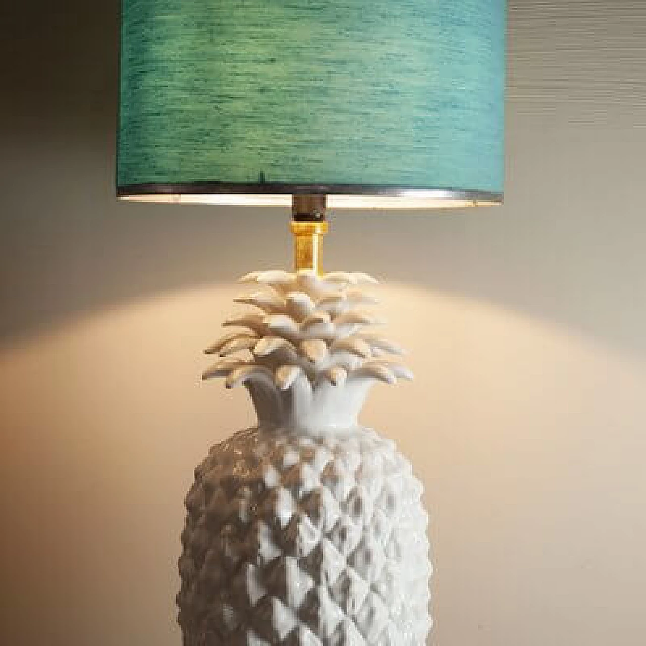 Pineapple-shaped table lamp in glazed ceramic, 1960s 4