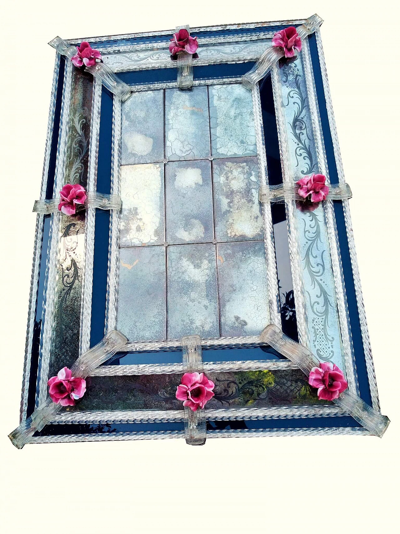 Specchio con cornice e applicazioni floreali in vetro, fine '800 17