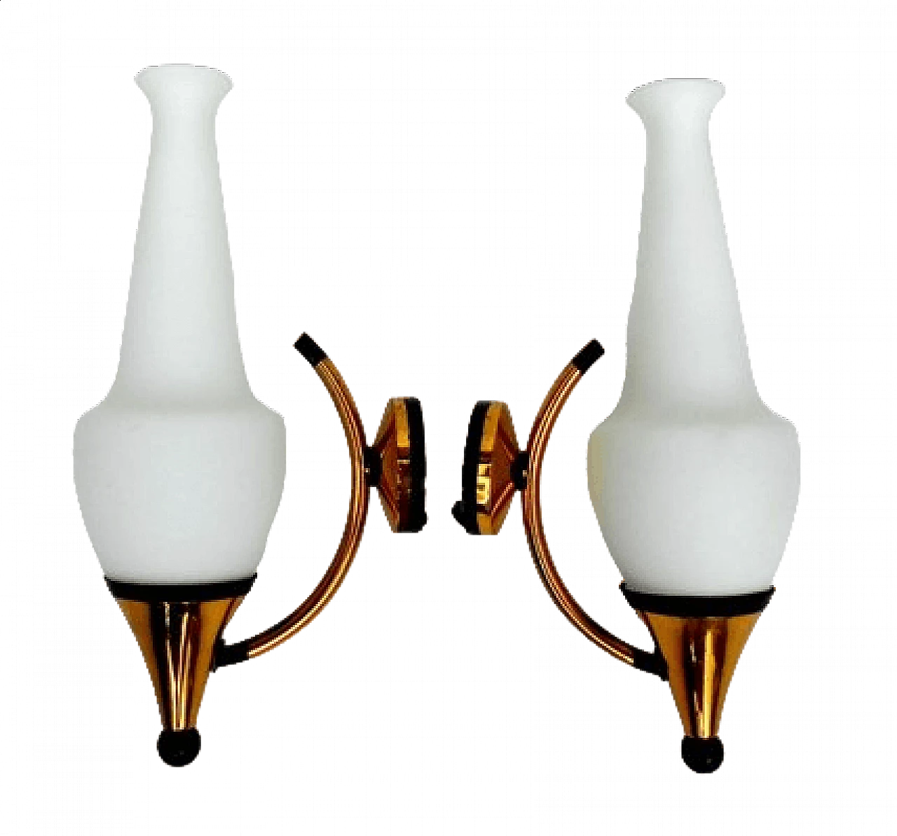 Pair of sconces in brass and milk glass by Stilnovo, 1950s 7