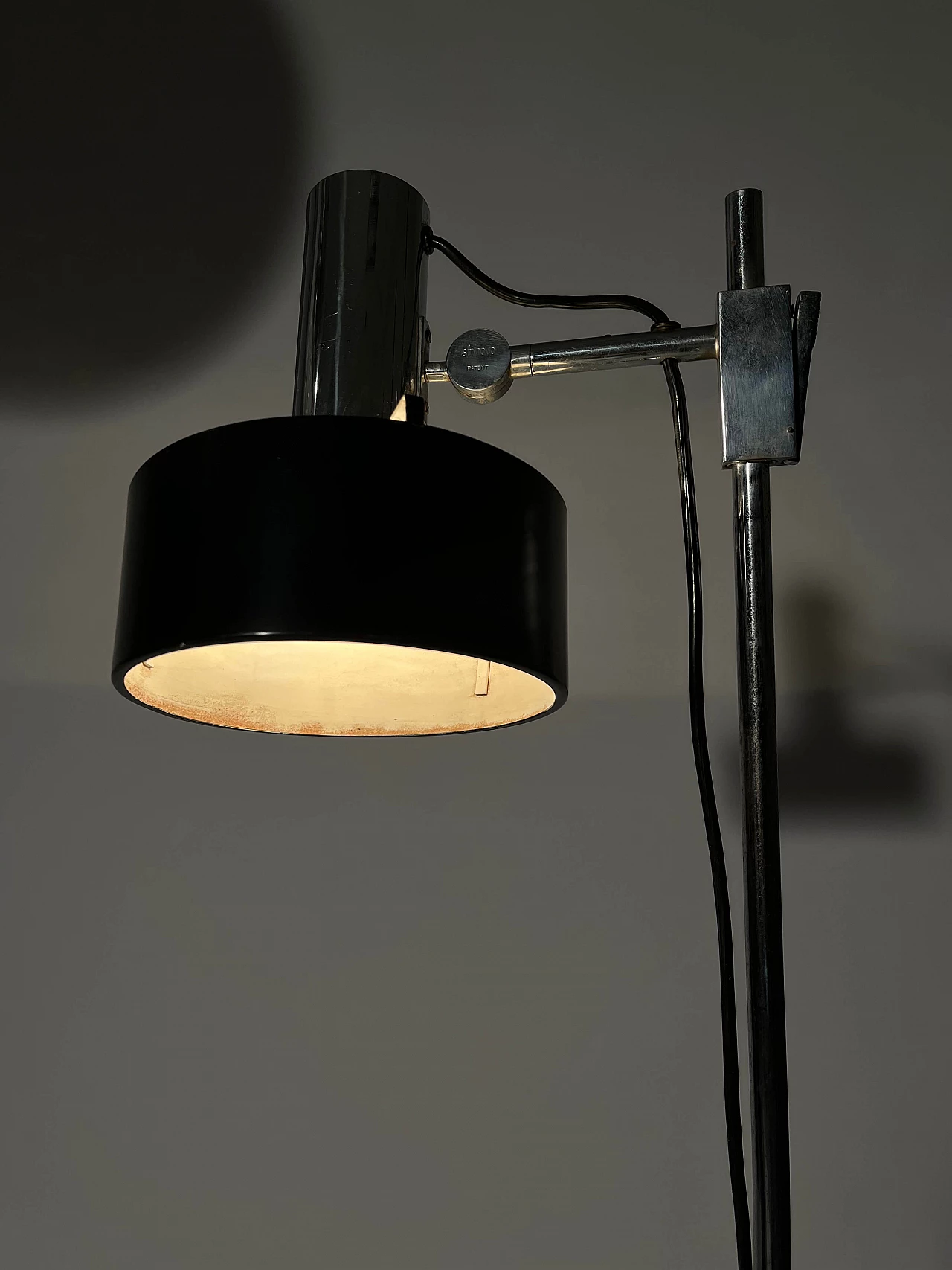 Adjustable floor lamp by Stilnovo, 1960s 2