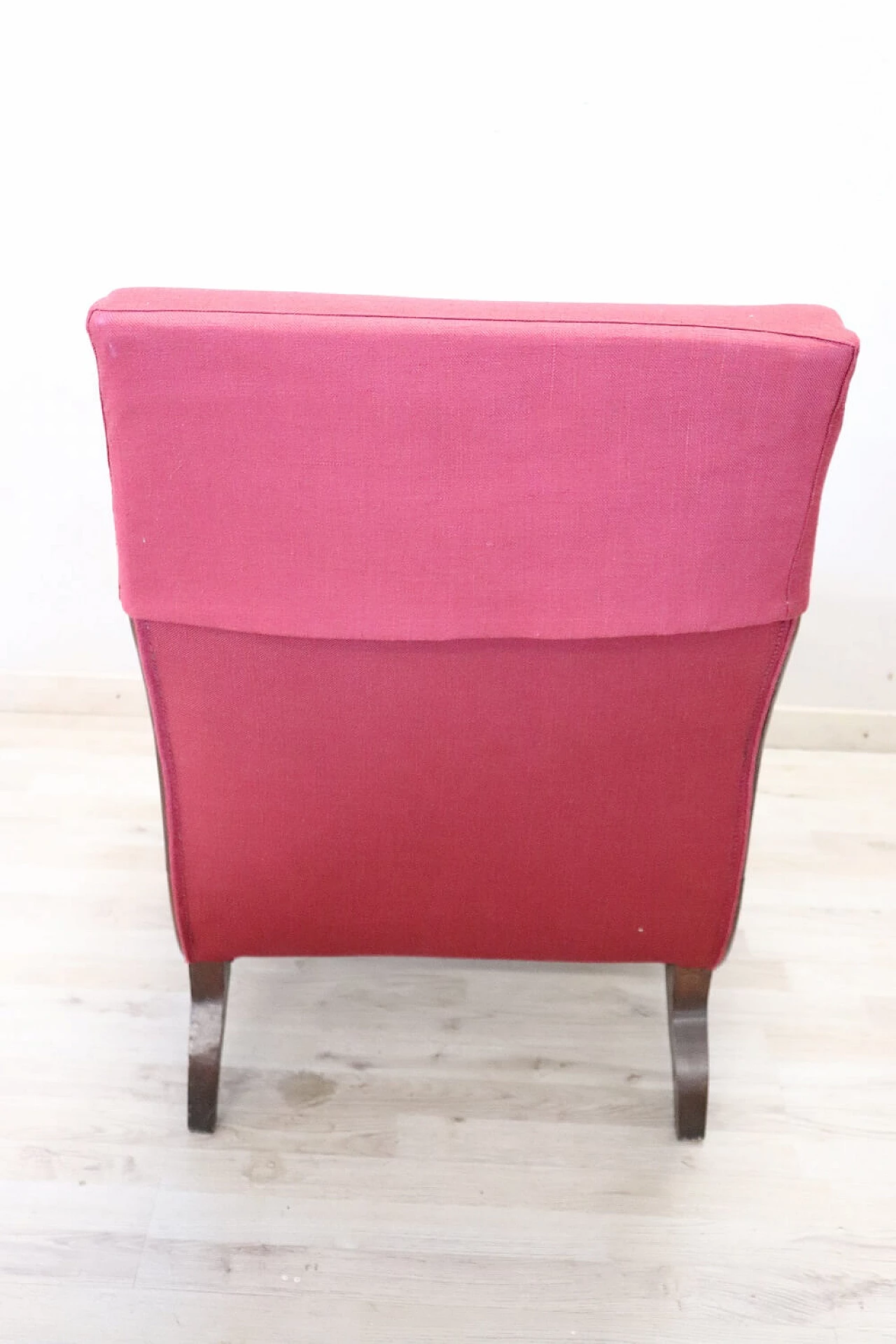 Louis Philippe armchair in walnut with carvings, first half of the 19th century 6