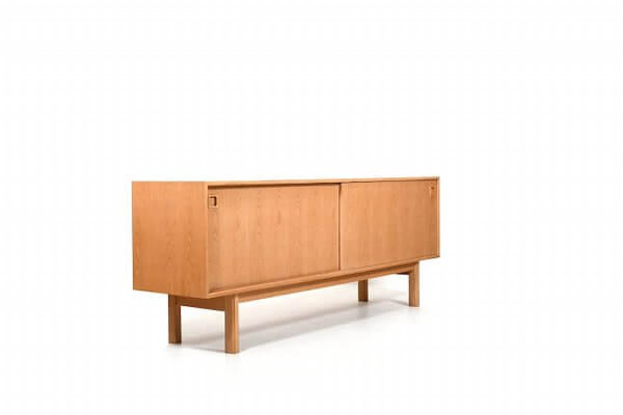 Credenza bassa 21 in quercia di Omann Jun, anni '60 3