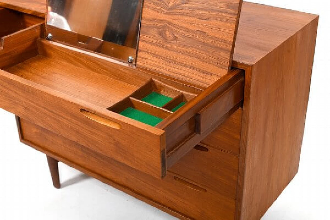 Teak dressing table by Ib Kofod-Larsen for Brande Møbelindustri, 1960s 10