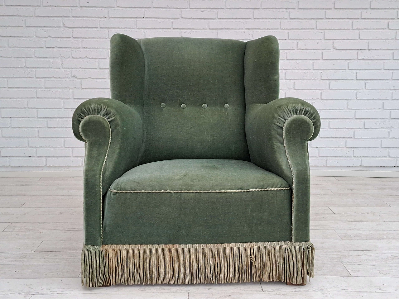 Velvet armchair with fringes by Fritz Hansen, 1960s 5