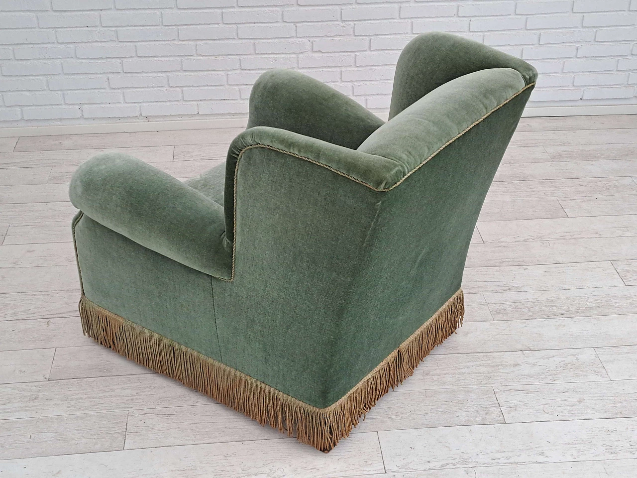 Velvet armchair with fringes by Fritz Hansen, 1960s 11