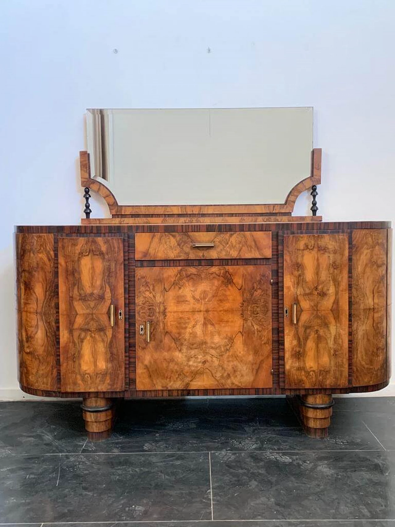 Macassar ebony and walnut burl oval sideboard with mirror, 1930s 1