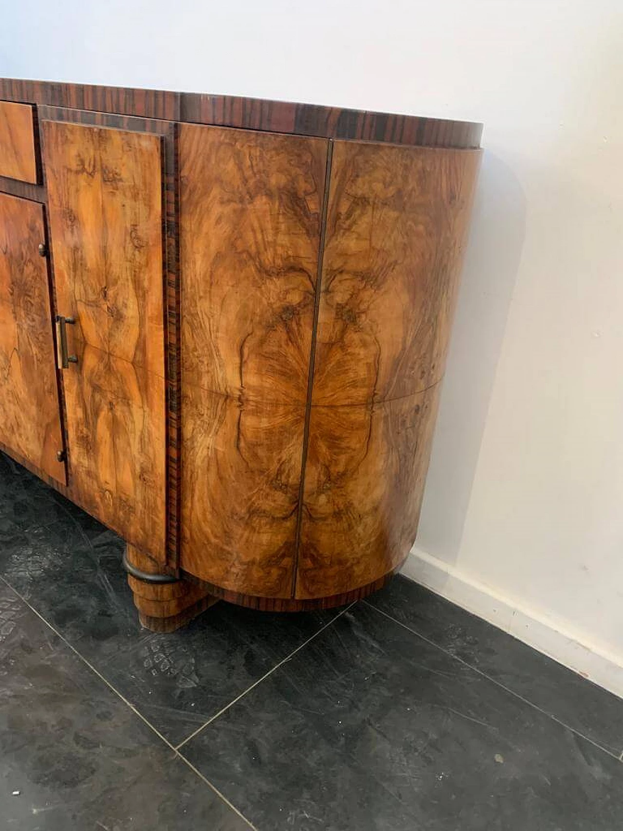 Macassar ebony and walnut burl oval sideboard with mirror, 1930s 10