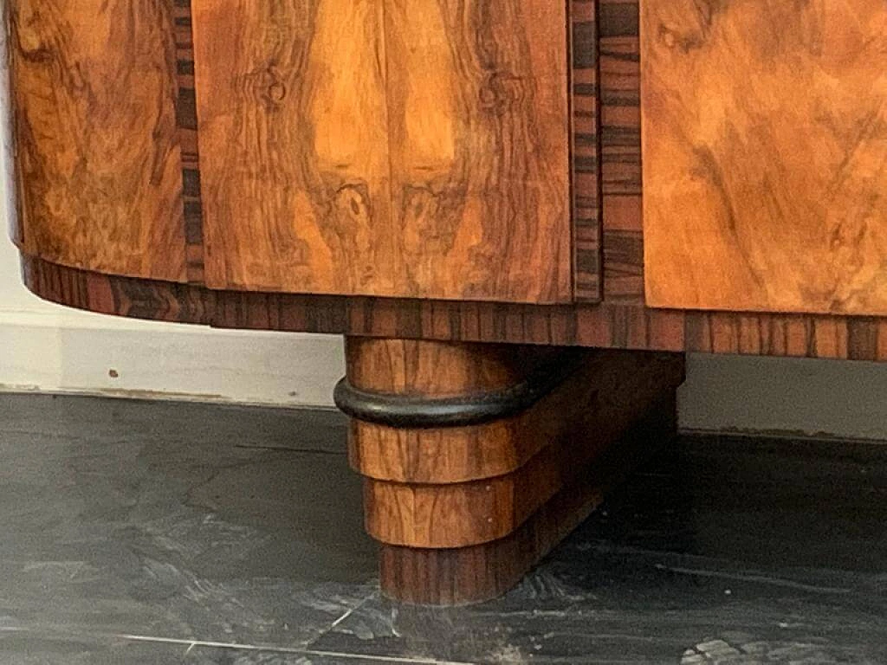 Macassar ebony and walnut burl oval sideboard with mirror, 1930s 15