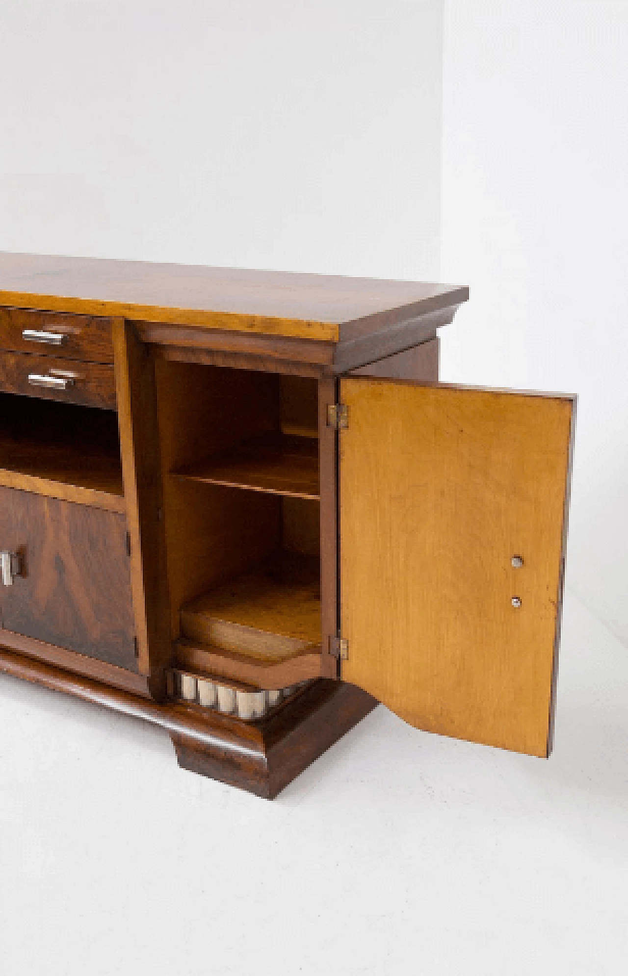 Art Deco sideboard in lacquered walnut root, 1920s 9