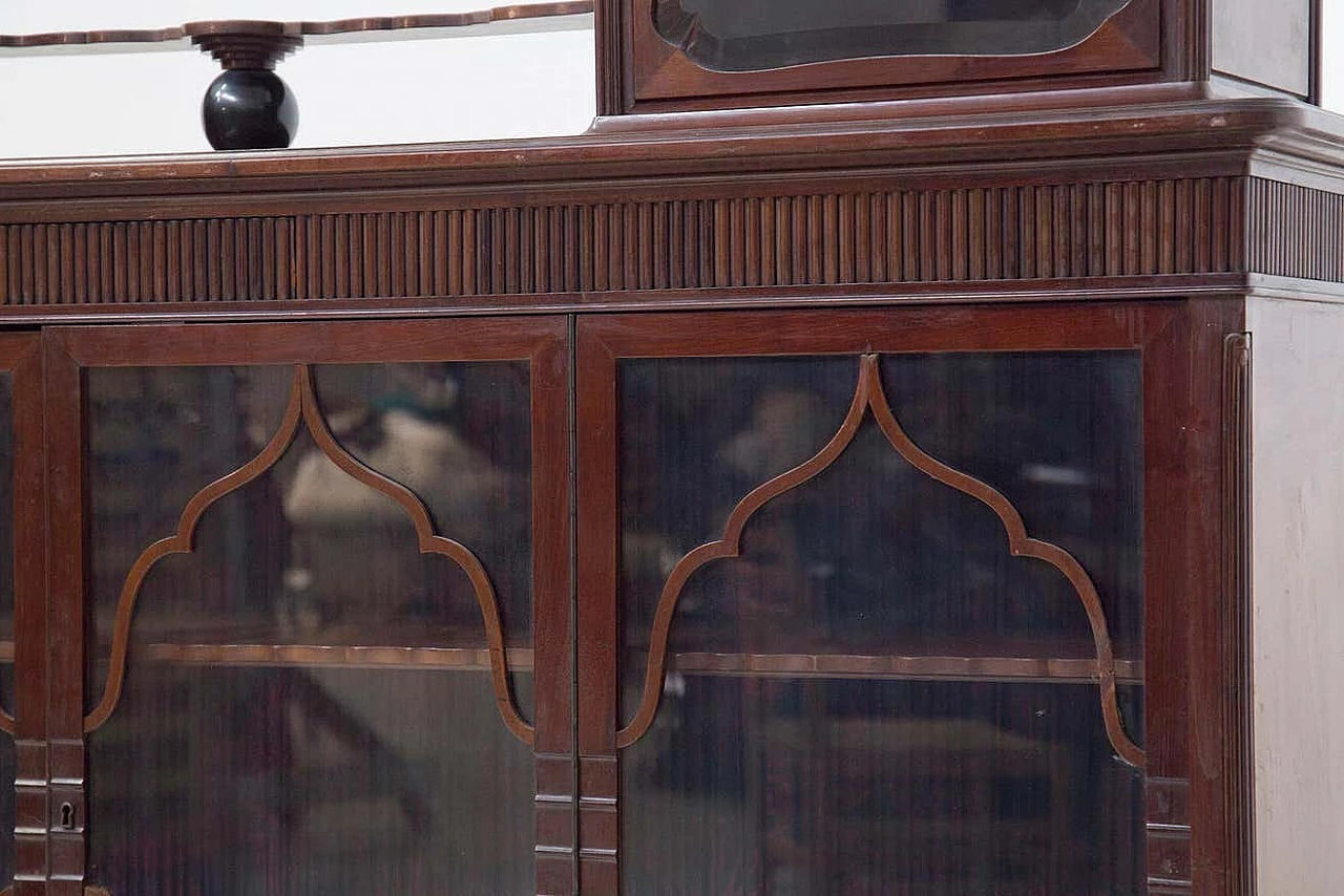 Vetrina in legno con gambe a esse, anni '30 8