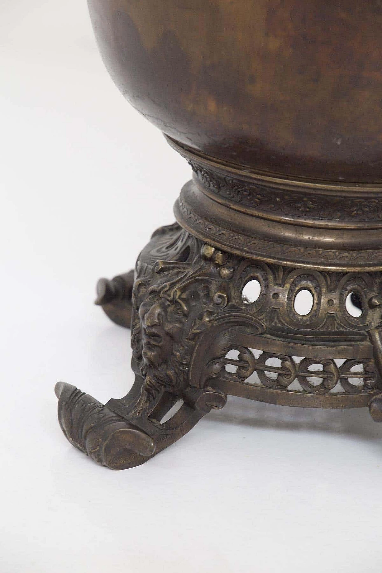 Vaso in bronzo dipinto Liberty, inizio '900 9