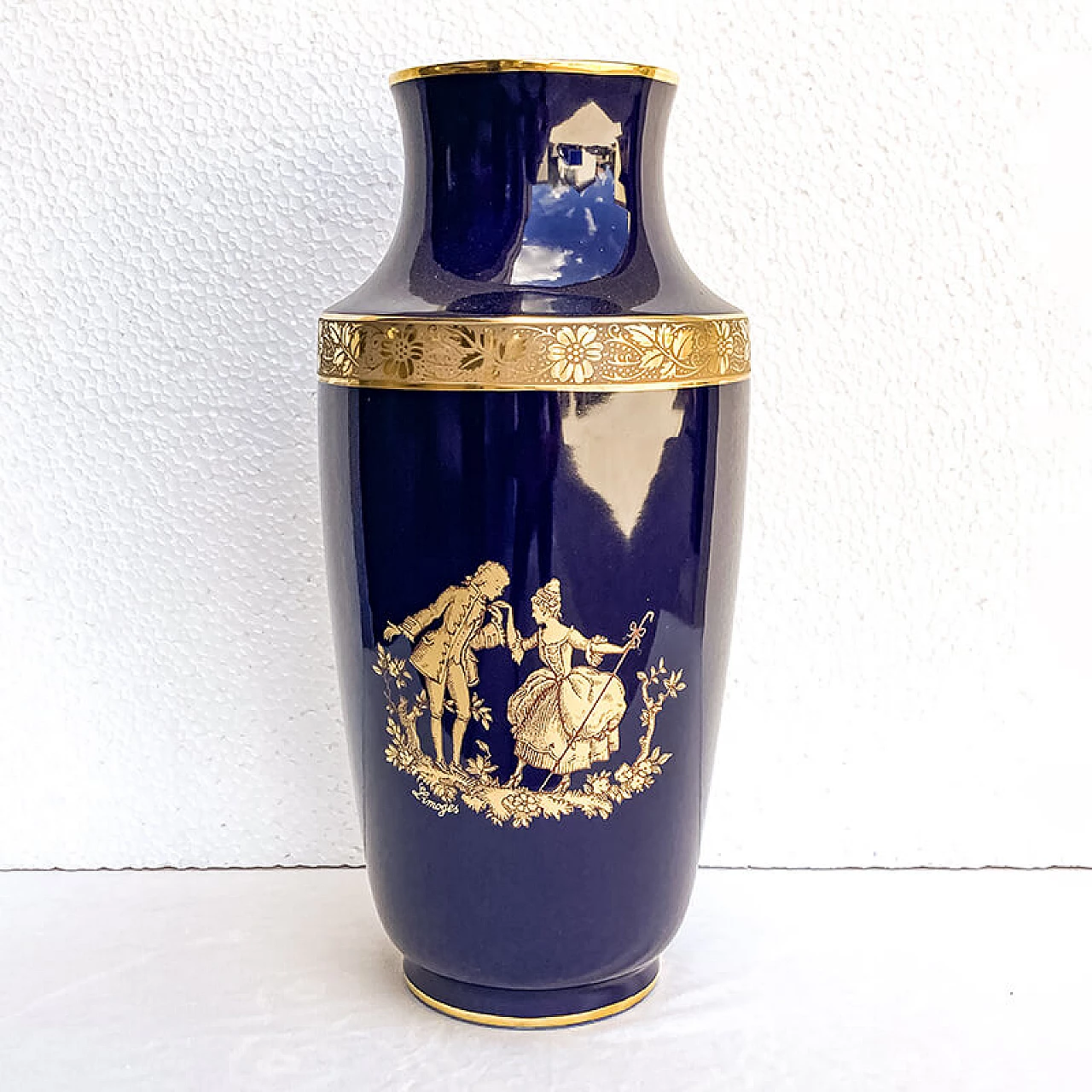 Vase in blue Limoges porcelain with gold decoration, 1960s 2
