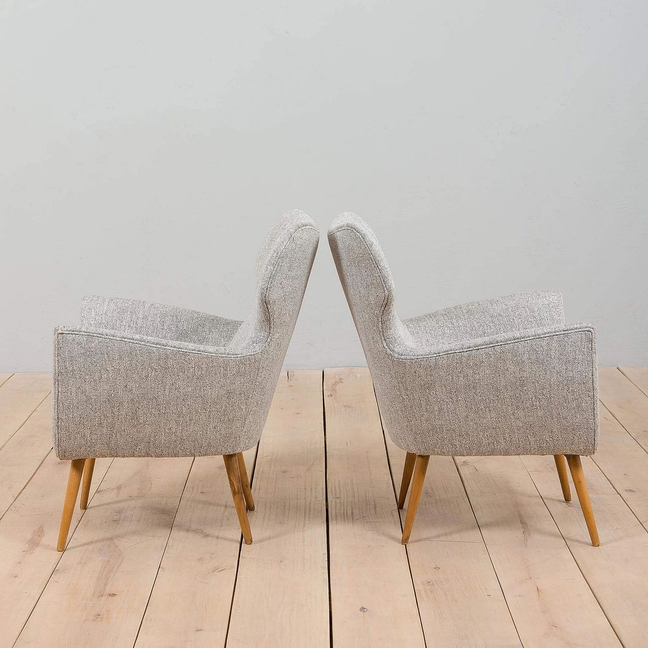 Pair of Gio Ponti-style reupholstered lounge armchairs, 1950s 8