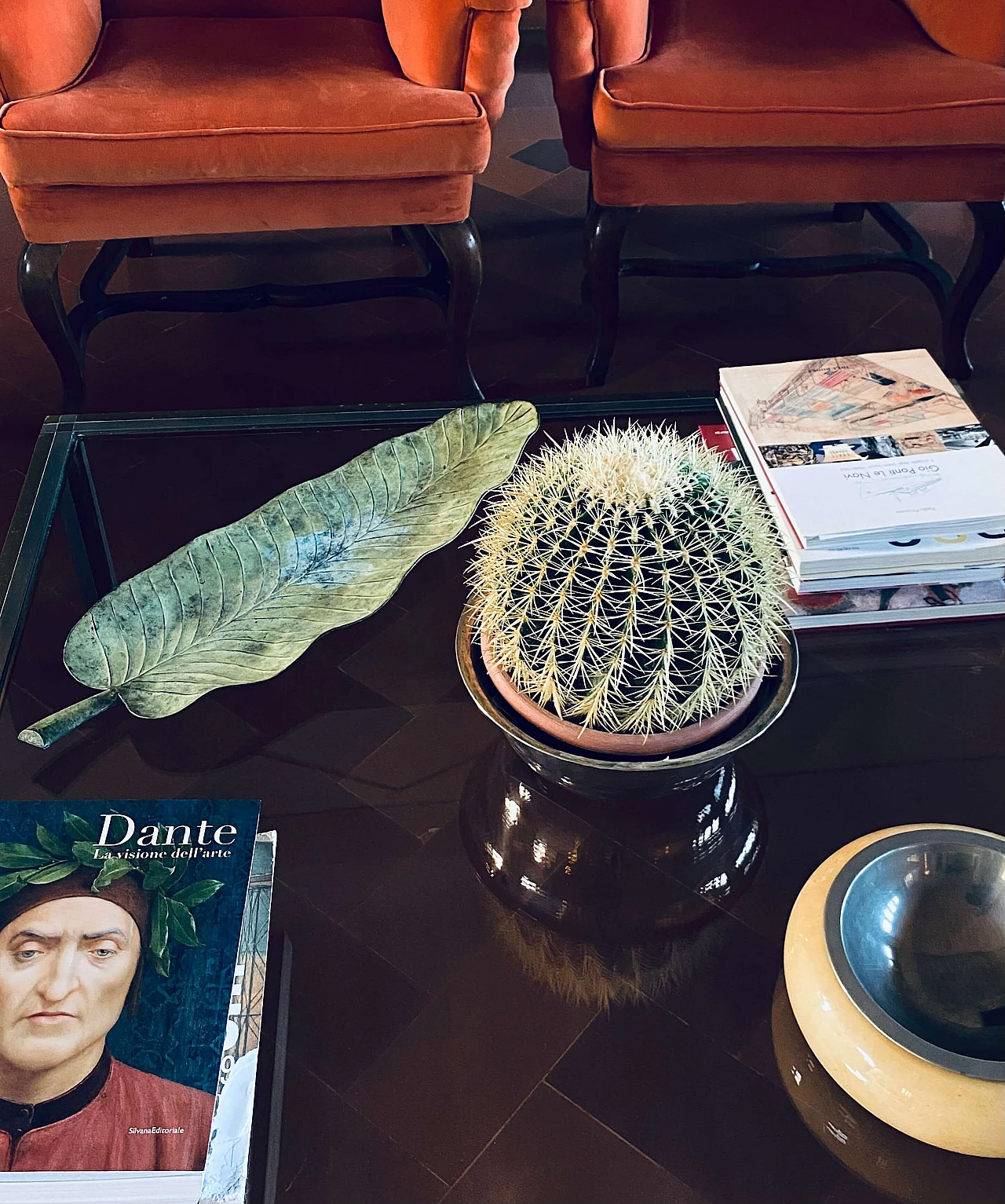 Leaf-shaped centerpiece, 1970s 3