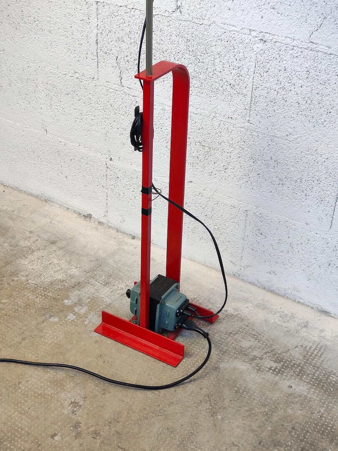 Toio red adjustable floor lamp by Fratelli Castiglioni for Flos, 1960s 9