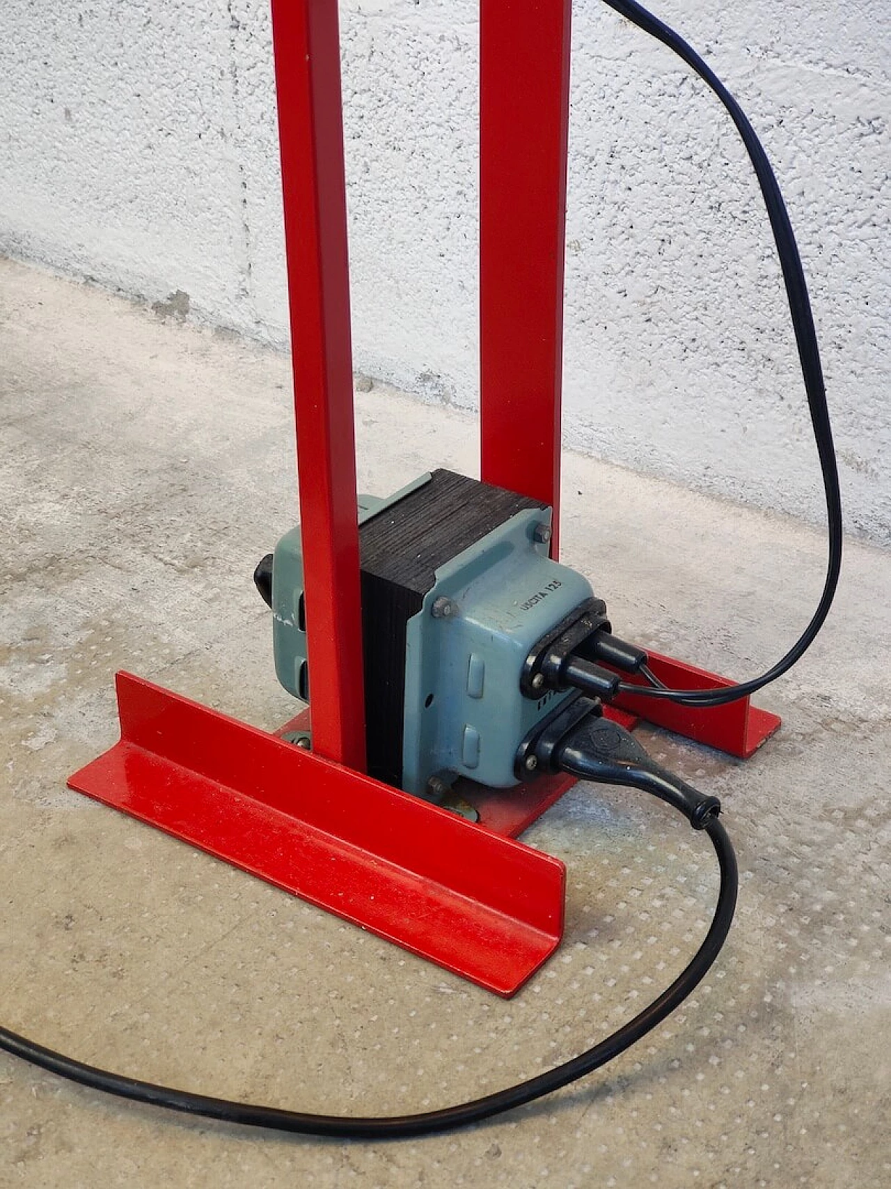 Toio red adjustable floor lamp by Fratelli Castiglioni for Flos, 1960s 10